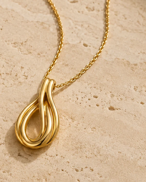 Customizable necklaces design direction