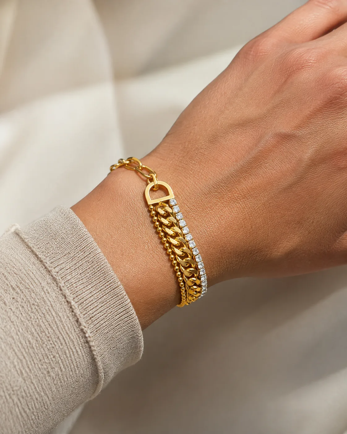 Chunky Curb Chain Bracelet source image 2