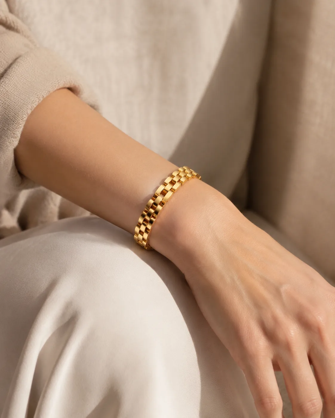 Chunky Brick Link Bracelet source image 2