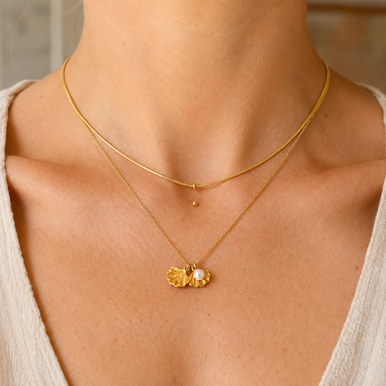 Bow Pendant Layered Necklace source image 3